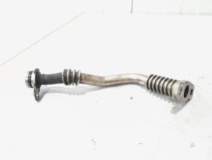 Gebruikte Oliedruk Leiding Audi A3 Sportback (8VA/8VF) 1.6 TDI 16V Prijs € 12,00 Margeregeling aangeboden door GEJO Revisie & Onderdelen BV