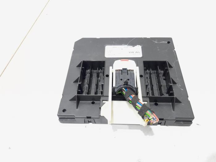 Gebruikte Computer Body Control Volkswagen Passat Variant (3G5) 1.6 TDI 16V Prijs € 94,00 Margeregeling aangeboden door GEJO Revisie & Onderdelen BV
