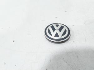 Gebruikte Naafkapje Volkswagen Passat Variant (3G5) 1.6 TDI 16V Prijs € 4,50 Margeregeling aangeboden door GEJO Revisie & Onderdelen BV