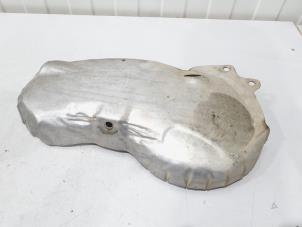 Gebruikte Afdekplaat diversen Volkswagen Passat Variant (3G5) 1.6 TDI 16V Prijs € 10,00 Margeregeling aangeboden door GEJO Revisie & Onderdelen BV