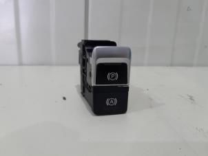 Gebruikte Schakelaar handrem Audi A6 Avant (C7) 3.0 TDI V6 24V biturbo Quattro Prijs € 9,95 Margeregeling aangeboden door GEJO Revisie & Onderdelen BV