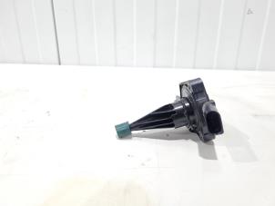 Gebruikte Oliepeil sensor Volkswagen T-Cross 1.0 TSI 115 12V Prijs € 9,50 Margeregeling aangeboden door GEJO Revisie & Onderdelen BV