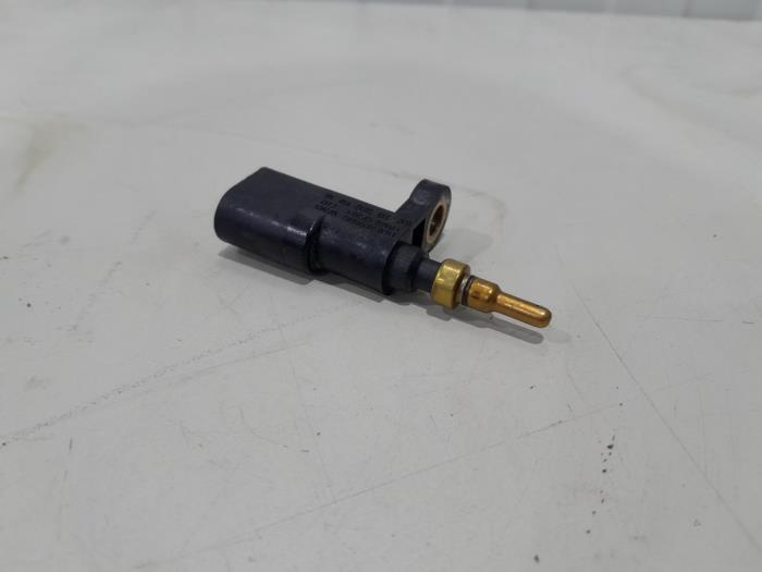 Gebruikte Temperatuursensor Motor Volkswagen T-Cross 1.0 TSI 115 12V Prijs € 8,00 Margeregeling aangeboden door GEJO Revisie & Onderdelen BV