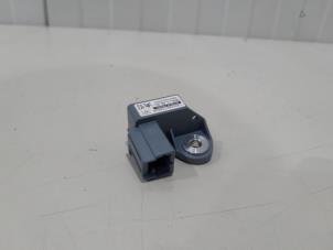 Gebruikte Airbag Sensor Peugeot RCZ (4J) 1.6 16V THP Prijs € 14,00 Margeregeling aangeboden door GEJO Revisie & Onderdelen BV