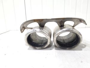 Gebruikte Uitlaat Einddemper Peugeot RCZ (4J) 1.6 16V THP Prijs € 70,00 Margeregeling aangeboden door GEJO Revisie & Onderdelen BV