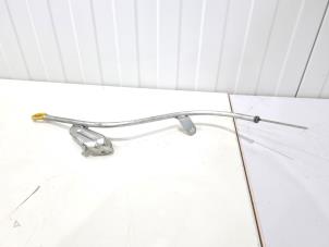 Gebruikte Peilstok Olie Toyota C-HR (X1,X5) 1.8 16V Hybrid Prijs € 15,00 Margeregeling aangeboden door GEJO Revisie & Onderdelen BV