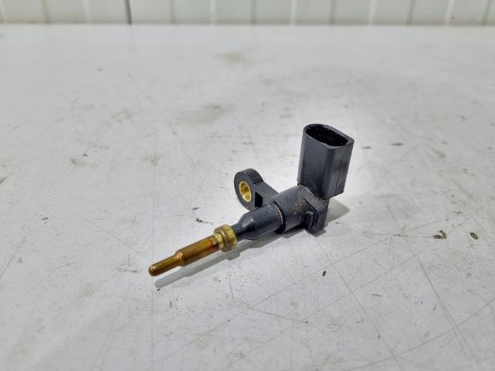 Gebruikte Radiateurtemperatuur sensor Audi A4 Avant (B9) 2.0 TDI Ultra 16V Prijs € 13,99 Margeregeling aangeboden door GEJO Revisie & Onderdelen BV