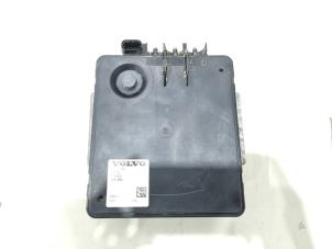 Gebruikte DC/DC converter Volvo V90 II (PW) 2.0 B4 16V Mild Hybrid Prijs € 75,00 Margeregeling aangeboden door GEJO Revisie & Onderdelen BV