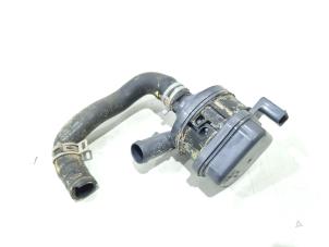 Gebruikte Waterpomp Volvo V90 II (PW) 2.0 B4 16V Mild Hybrid Prijs € 94,95 Margeregeling aangeboden door GEJO Revisie & Onderdelen BV