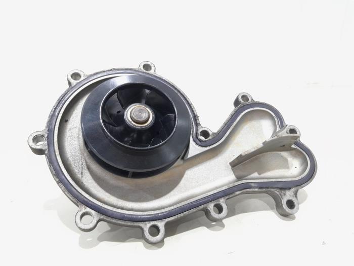 Gebruikte Waterpomp Audi A6 Avant (C7) 3.0 TDI V6 24V biturbo Quattro Prijs € 49,95 Margeregeling aangeboden door GEJO Revisie & Onderdelen BV