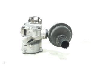 Gebruikte Oliepomp Audi A6 Avant (C7) 3.0 TDI V6 24V biturbo Quattro Prijs € 179,95 Margeregeling aangeboden door GEJO Revisie & Onderdelen BV