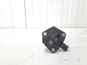 Gebruikte Olie niveau sensor Volvo V90 II (PW) 2.0 B4 16V Mild Hybrid Prijs € 100,00 Margeregeling aangeboden door GEJO Revisie & Onderdelen BV