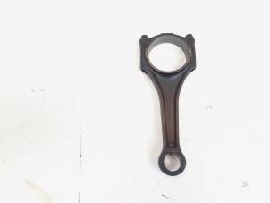 Gebruikte Drijfstang Audi A6 Avant (C7) 3.0 V6 24V TFSI Quattro Prijs € 85,00 Margeregeling aangeboden door GEJO Revisie & Onderdelen BV