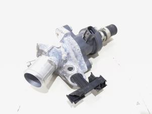 Gebruikte Thermostaathuis Toyota C-HR (X1,X5) 1.8 16V Hybrid Prijs € 20,00 Margeregeling aangeboden door GEJO Revisie & Onderdelen BV