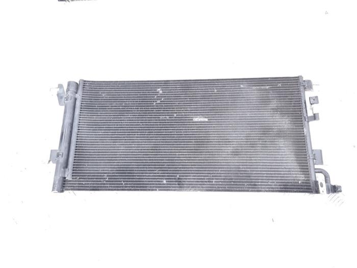 Gebruikte Radiateur Audi A4 Avant (B9) 2.0 TDI Ultra 16V Prijs € 90,00 Margeregeling aangeboden door GEJO Revisie & Onderdelen BV