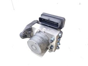 Gebruikte ABS Pomp Audi A4 Avant (B9) 2.0 TDI Ultra 16V Prijs € 239,95 Margeregeling aangeboden door GEJO Revisie & Onderdelen BV