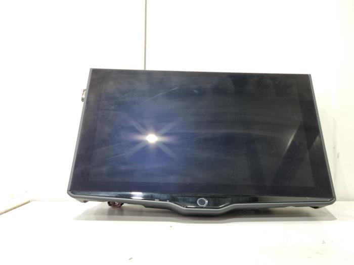 Gebruikte Display Interieur Lynk &amp; Co 01 1.5 PHEV Prijs € 400,00 Margeregeling aangeboden door GEJO Revisie & Onderdelen BV