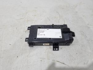 Gebruikte Draadloze oplader Mercedes GLC (X253) 2.0 C-220d 16V 4-Matic Prijs € 100,00 Margeregeling aangeboden door GEJO Revisie & Onderdelen BV