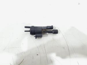 Gebruikte Vacuum ventiel Mercedes GLC (X253) 2.0 C-220d 16V 4-Matic Prijs € 7,00 Margeregeling aangeboden door GEJO Revisie & Onderdelen BV