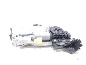 Gebruikte Achterklep motor Mercedes GLC (X253) 2.0 C-220d 16V 4-Matic Prijs € 199,00 Margeregeling aangeboden door GEJO Revisie & Onderdelen BV