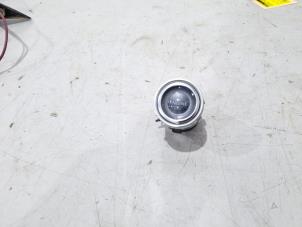 Gebruikte Start/Stop schakelaar Mercedes GLC (X253) 2.0 C-220d 16V 4-Matic Prijs € 9,00 Margeregeling aangeboden door GEJO Revisie & Onderdelen BV