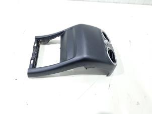 Gebruikte Luchtrooster achter Mercedes GLC (X253) 2.0 C-220d 16V 4-Matic Prijs € 50,00 Margeregeling aangeboden door GEJO Revisie & Onderdelen BV