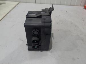 Gebruikte Start/stop condensator Lynk &amp; Co 01 1.5 Prijs € 99,00 Margeregeling aangeboden door GEJO Revisie & Onderdelen BV