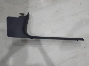 Gebruikte A-stijl Afdekkap rechts Audi A8 (D4) 3.0 V6 24V TFSI Quattro Prijs € 50,00 Margeregeling aangeboden door GEJO Revisie & Onderdelen BV