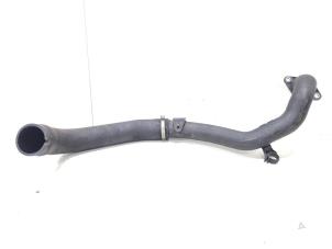 Gebruikte Intercooler Buis Fiat Doblo Cargo (263) 1.3 D Multijet Prijs € 20,00 Margeregeling aangeboden door GEJO Revisie & Onderdelen BV