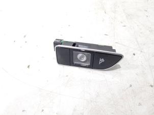 Gebruikte Binnenverlichting achter Audi A8 (D4) 3.0 V6 24V TFSI Quattro Prijs € 13,50 Margeregeling aangeboden door GEJO Revisie & Onderdelen BV