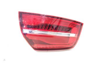 Gebruikte Achterlicht links Audi A8 (D4) 3.0 V6 24V TFSI Quattro Prijs € 240,00 Margeregeling aangeboden door GEJO Revisie & Onderdelen BV