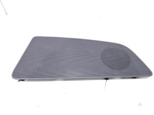Gebruikte Speakerkap Audi A8 (D4) 3.0 V6 24V TFSI Quattro Prijs € 29,95 Margeregeling aangeboden door GEJO Revisie & Onderdelen BV