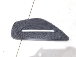 Gebruikte Speakerkap Audi A8 (D4) 3.0 V6 24V TFSI Quattro Prijs € 17,95 Margeregeling aangeboden door GEJO Revisie & Onderdelen BV