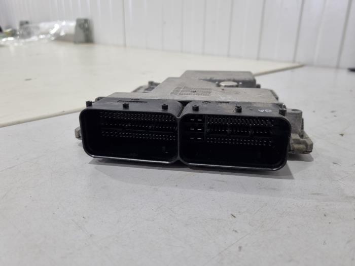 Computer Motormanagement van een Audi A8 (D4) 3.0 V6 24V TFSI Quattro 2016
