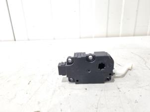 Gebruikte Kachelklep Motor Audi A8 (D4) 3.0 V6 24V TFSI Quattro Prijs € 4,50 Margeregeling aangeboden door GEJO Revisie & Onderdelen BV