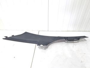 Gebruikte Stijlbekleding rechts-achter Audi A8 (D4) 3.0 V6 24V TFSI Quattro Prijs € 30,00 Margeregeling aangeboden door GEJO Revisie & Onderdelen BV