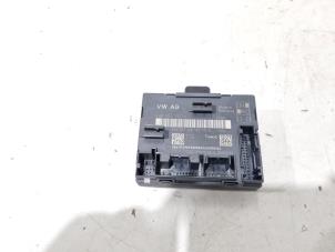 Gebruikte Centrale Deurvergrendelings Module Audi A8 (D4) 3.0 V6 24V TFSI Quattro Prijs € 24,00 Margeregeling aangeboden door GEJO Revisie & Onderdelen BV