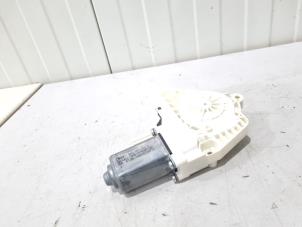 Gebruikte Portierruitmotor Audi A8 (D4) 3.0 V6 24V TFSI Quattro Prijs € 4,00 Margeregeling aangeboden door GEJO Revisie & Onderdelen BV