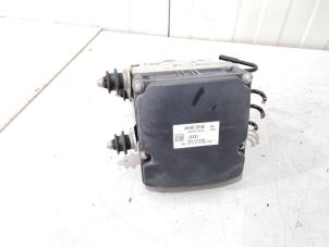 Gebruikte ABS Pomp Audi A8 (D4) 3.0 V6 24V TFSI Quattro Prijs € 324,00 Margeregeling aangeboden door GEJO Revisie & Onderdelen BV