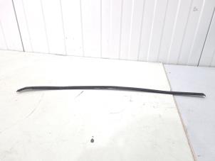 Gebruikte Carrosserielijst Audi A8 (D4) 3.0 V6 24V TFSI Quattro Prijs € 10,00 Margeregeling aangeboden door GEJO Revisie & Onderdelen BV