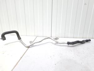 Gebruikte Koelwaterslang Audi A8 (D4) 3.0 V6 24V TFSI Quattro Prijs € 35,00 Margeregeling aangeboden door GEJO Revisie & Onderdelen BV