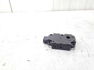 Gebruikte Kachelklep Motor Audi A8 (D4) 3.0 V6 24V TFSI Quattro Prijs € 4,50 Margeregeling aangeboden door GEJO Revisie & Onderdelen BV