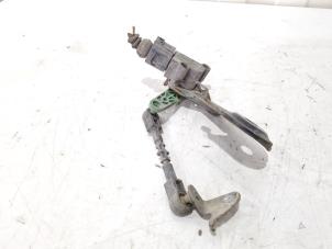 Gebruikte Xenon hoogteregelaar Audi A8 (D4) 3.0 V6 24V TFSI Quattro Prijs € 15,00 Margeregeling aangeboden door GEJO Revisie & Onderdelen BV