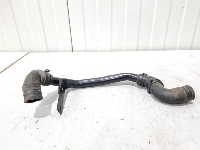 Waterpijp van een Audi A1 Sportback (8XA/8XF) 1.6 TDI 16V 2013