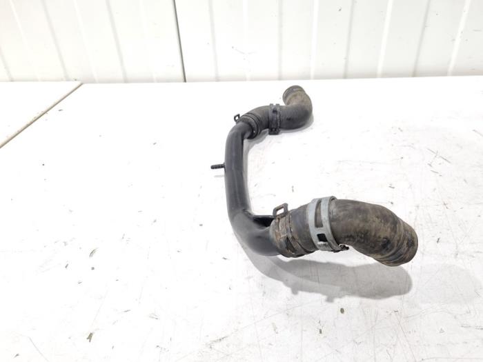 Waterpijp van een Audi A1 Sportback (8XA/8XF) 1.6 TDI 16V 2013