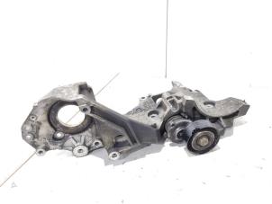 Gebruikte Dynamosteun boven Audi A1 Sportback (8XA/8XF) 1.6 TDI 16V Prijs € 24,00 Margeregeling aangeboden door GEJO Revisie & Onderdelen BV