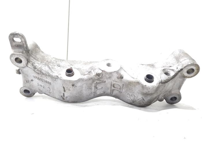 Gebruikte Motorsteun Peugeot RCZ (4J) 1.6 16V THP Prijs € 10,00 Margeregeling aangeboden door GEJO Revisie & Onderdelen BV