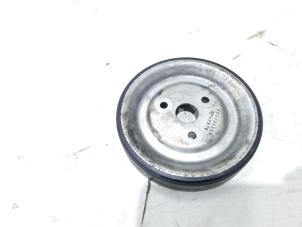 Gebruikte Waterpomp poelie Peugeot RCZ (4J) 1.6 16V THP Prijs € 19,00 Margeregeling aangeboden door GEJO Revisie & Onderdelen BV