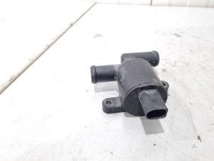 Gebruikte Magneetkoppeling waterpomp Audi A8 (D4) 3.0 V6 24V TFSI Quattro Prijs € 39,00 Margeregeling aangeboden door GEJO Revisie & Onderdelen BV