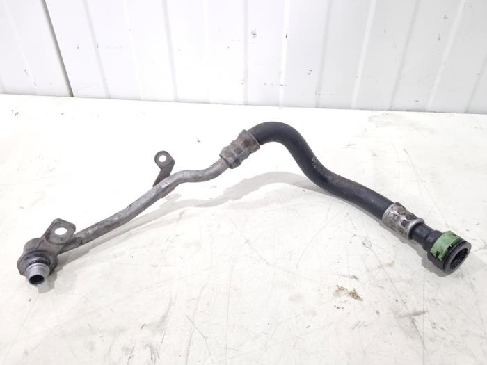 Oliedruk Leiding van een Audi A8 (D4) 3.0 V6 24V TFSI Quattro 2016